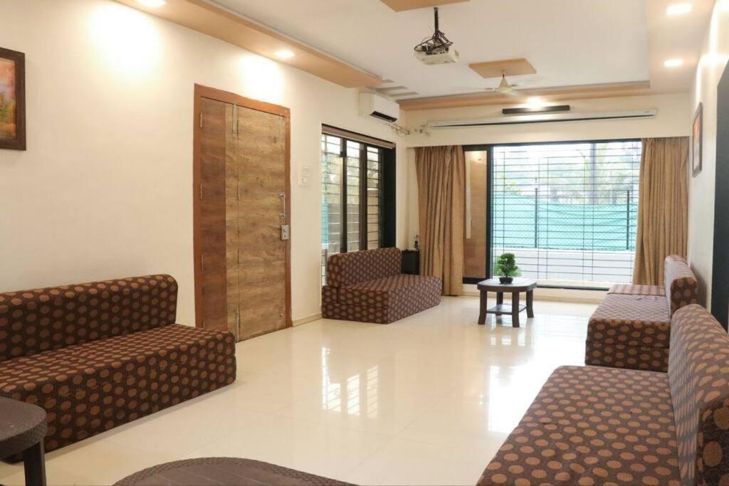 Stayhaven Aqua With Pvt Theatre & Pool Mumbai  Buitenkant foto