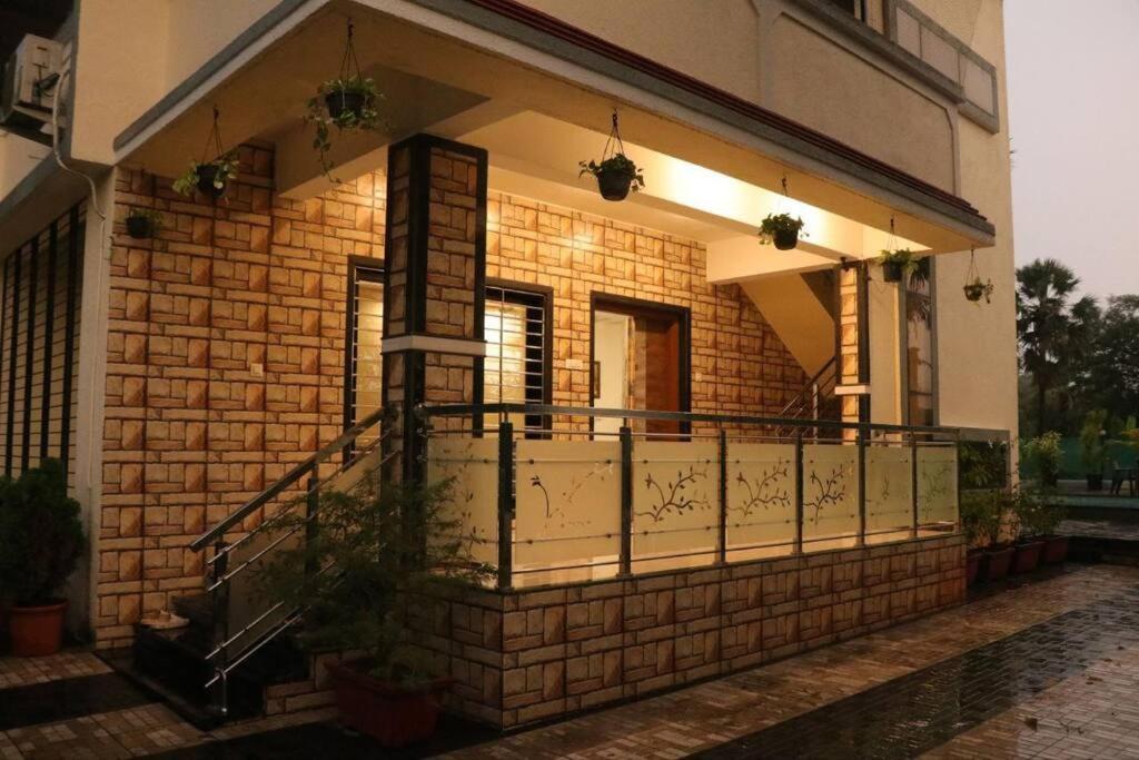Stayhaven Aqua With Pvt Theatre & Pool Mumbai  Buitenkant foto