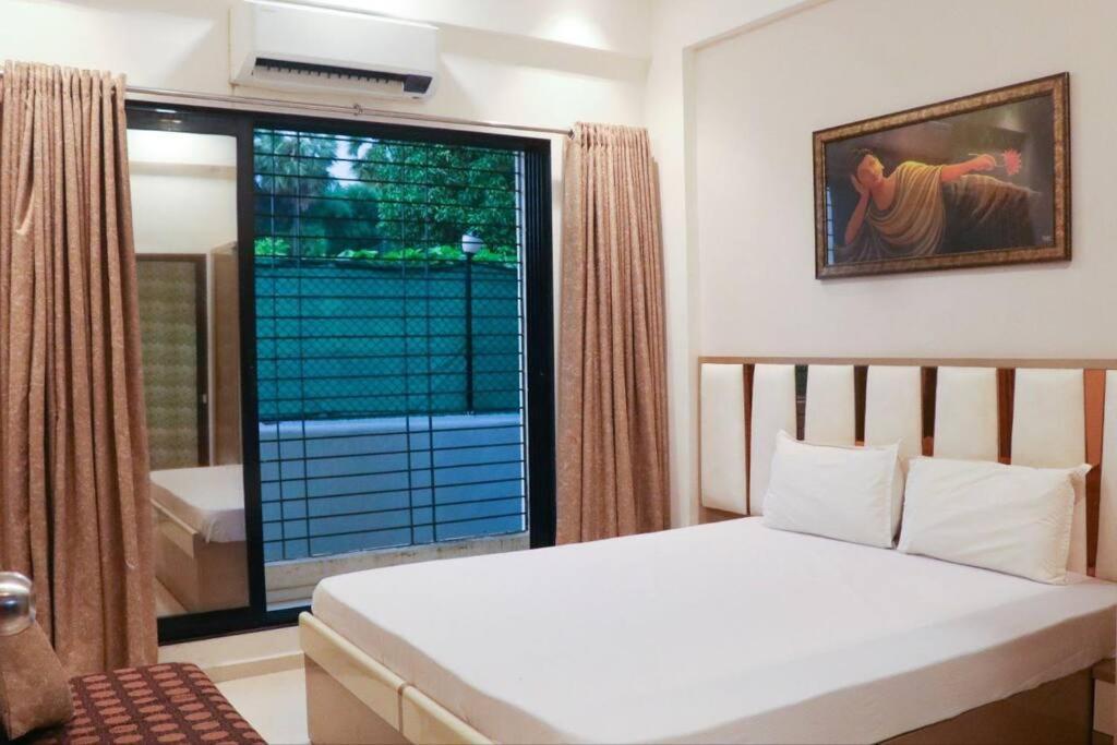Stayhaven Aqua With Pvt Theatre & Pool Mumbai  Buitenkant foto