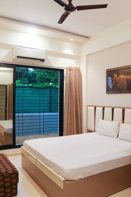 Stayhaven Aqua With Pvt Theatre & Pool Mumbai  Buitenkant foto