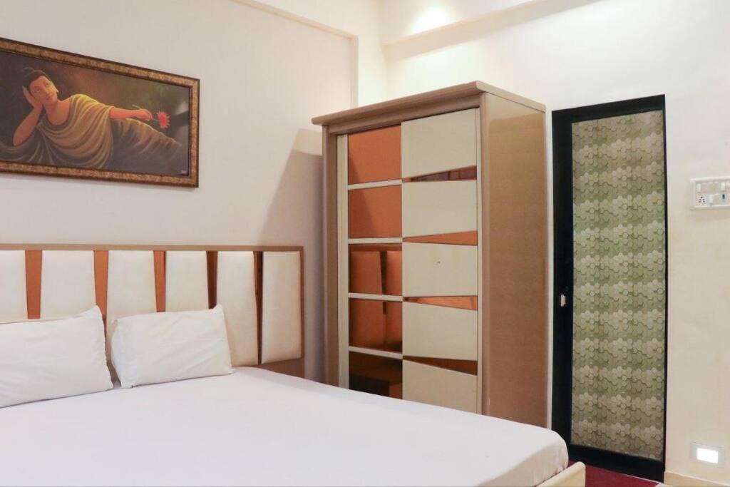 Stayhaven Aqua With Pvt Theatre & Pool Mumbai  Buitenkant foto